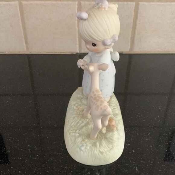 Precious Moments To My Deer Friend 1986 Figurine ENESCO #100048 With Tags & Box - Picture 3 of 14